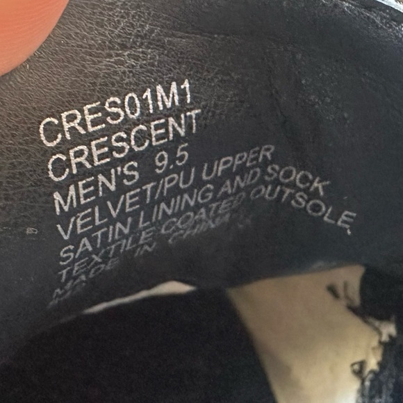 Steve Madden Black Loafers with Patent Strap - Picture 9 of 9